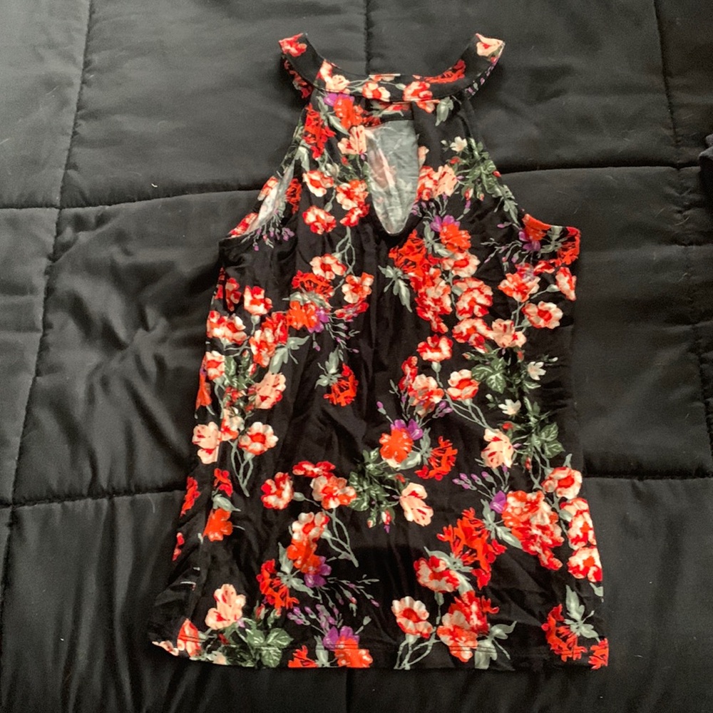 Tank top with cut out.